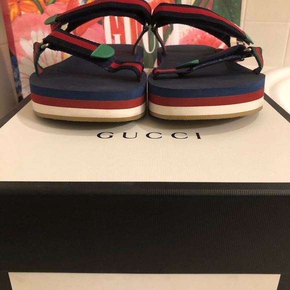 GUCCI red white and blue sandals. Size 10 - Picture 3 of 5